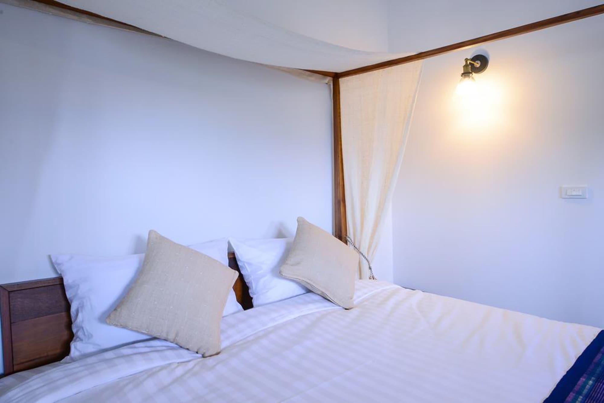 Bed and Breakfast Neighbor Phuthon Bangkok Esterno foto